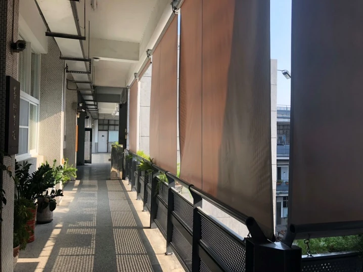 伸縮帆布工程/垂直式伸縮（無支撐架）