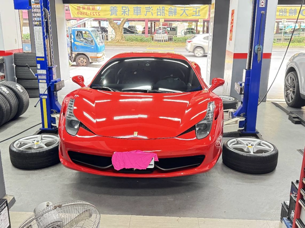 法拉利換胎實例