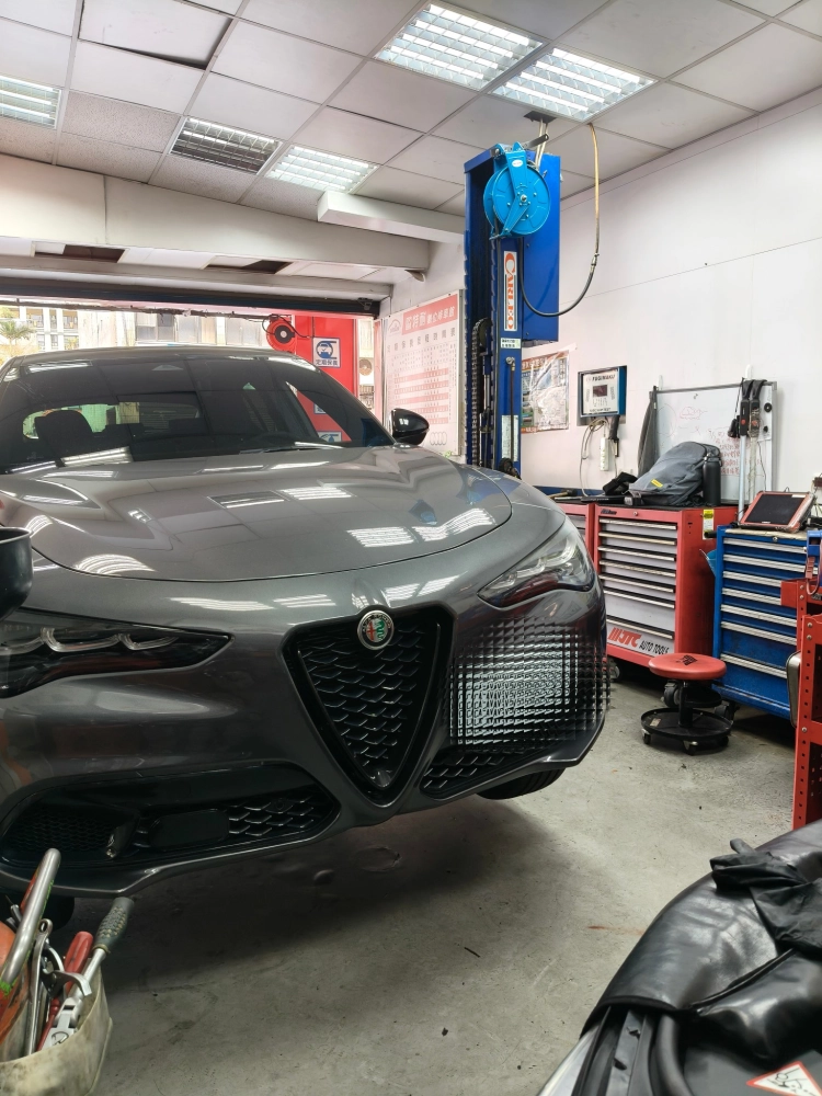 假日救援換胎實例