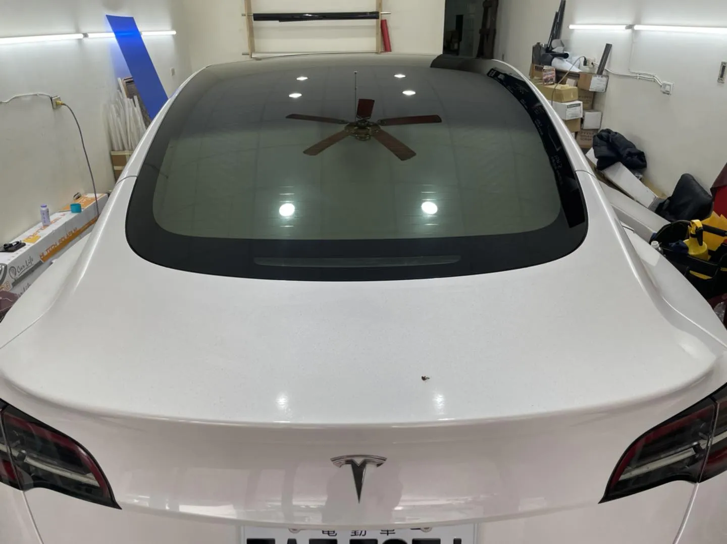 特斯拉 Model3 