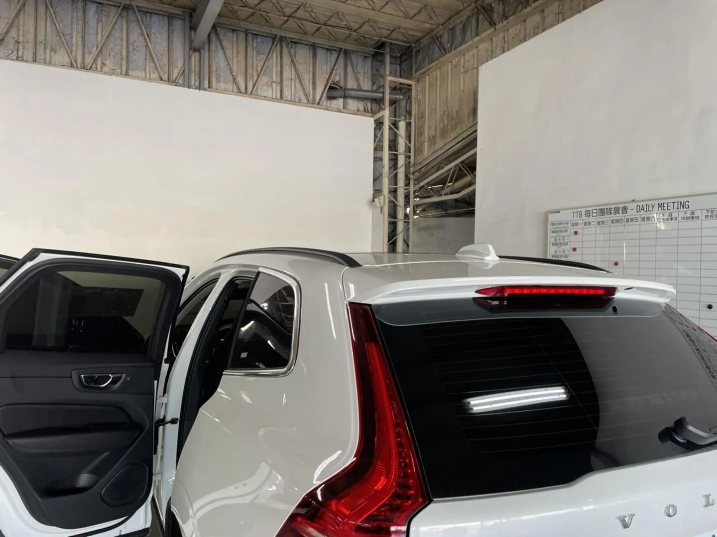 Volvo XC-60