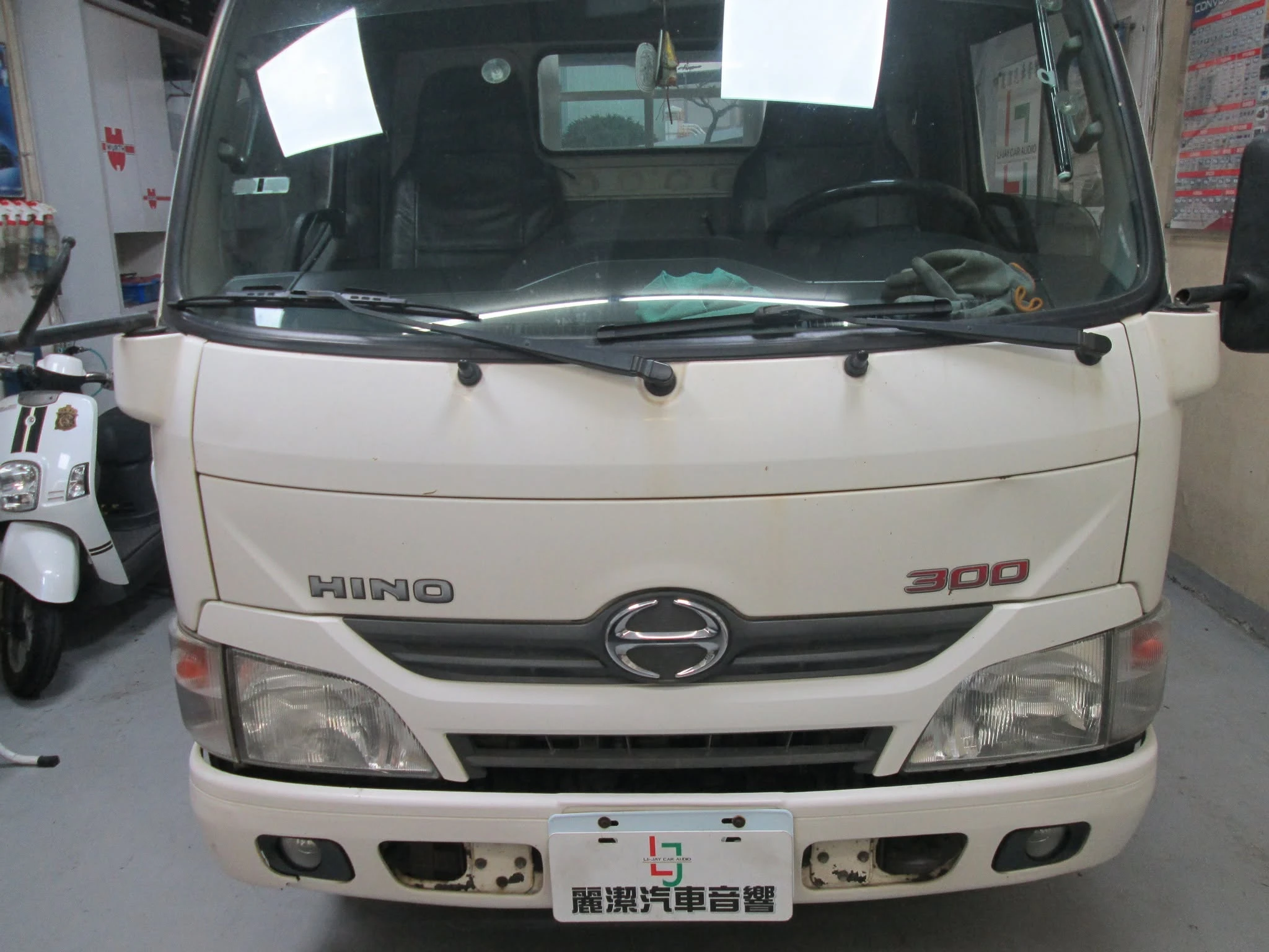 三噸半貨車升級10.4吋 四路行車視野輔助系統 