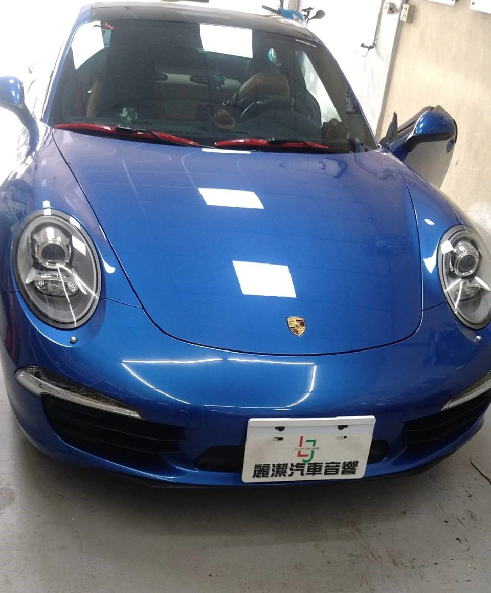 保時捷911 加裝重低音喇叭