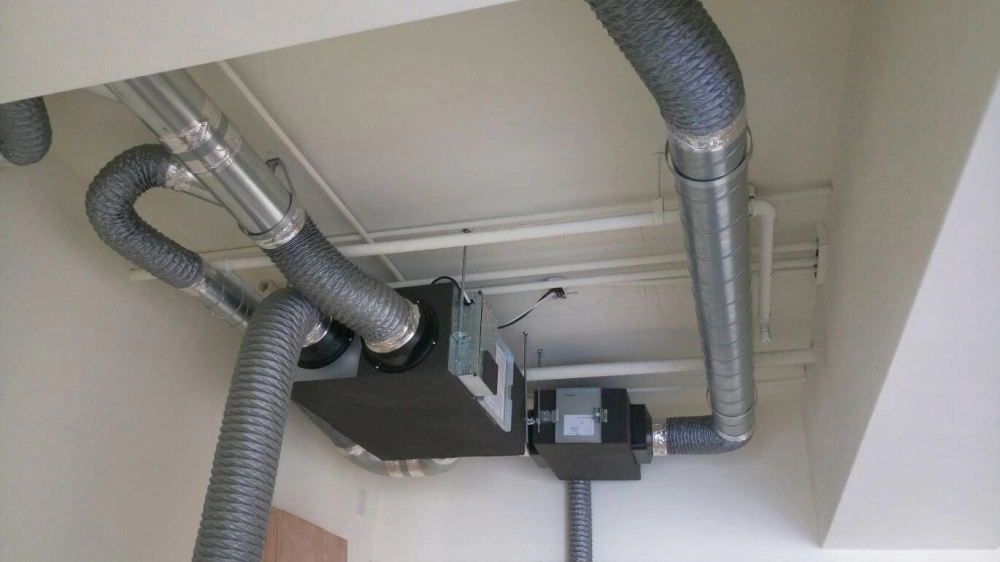 全熱交換器與埋入式型除濕機