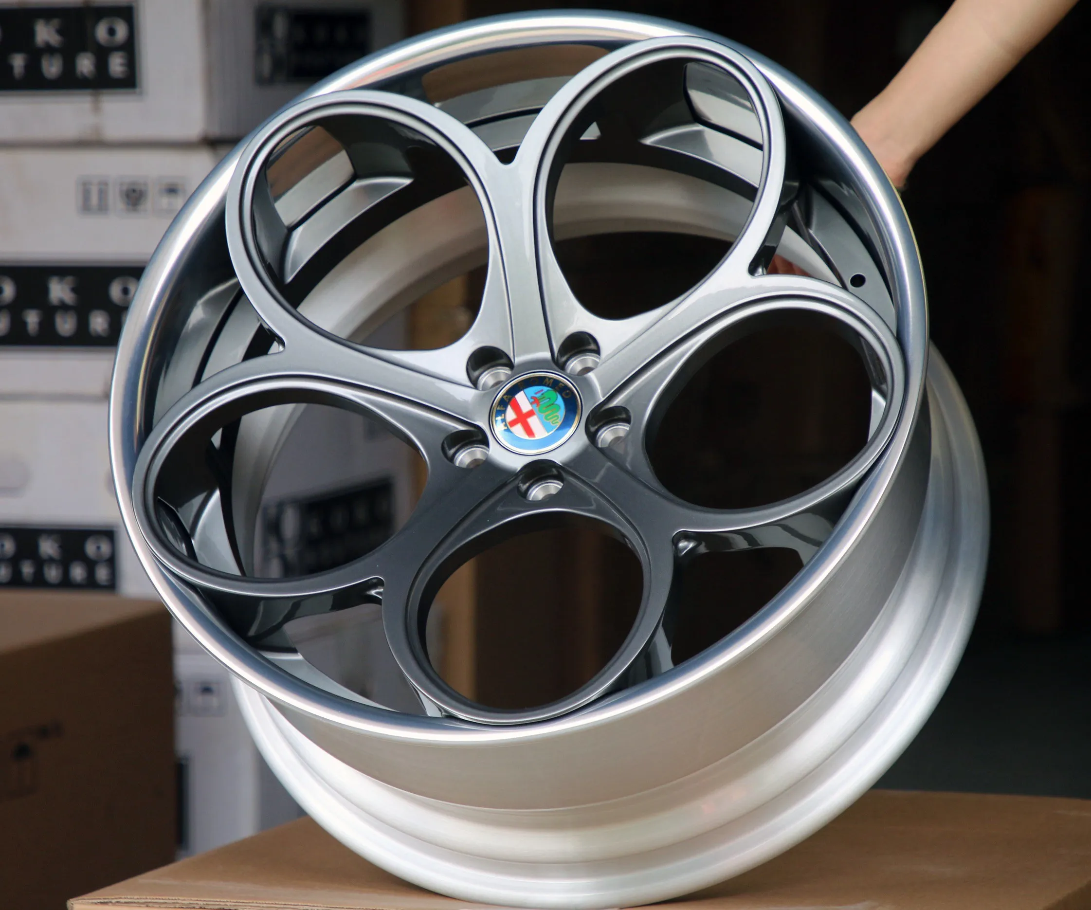 客製化鍛造鋁圈