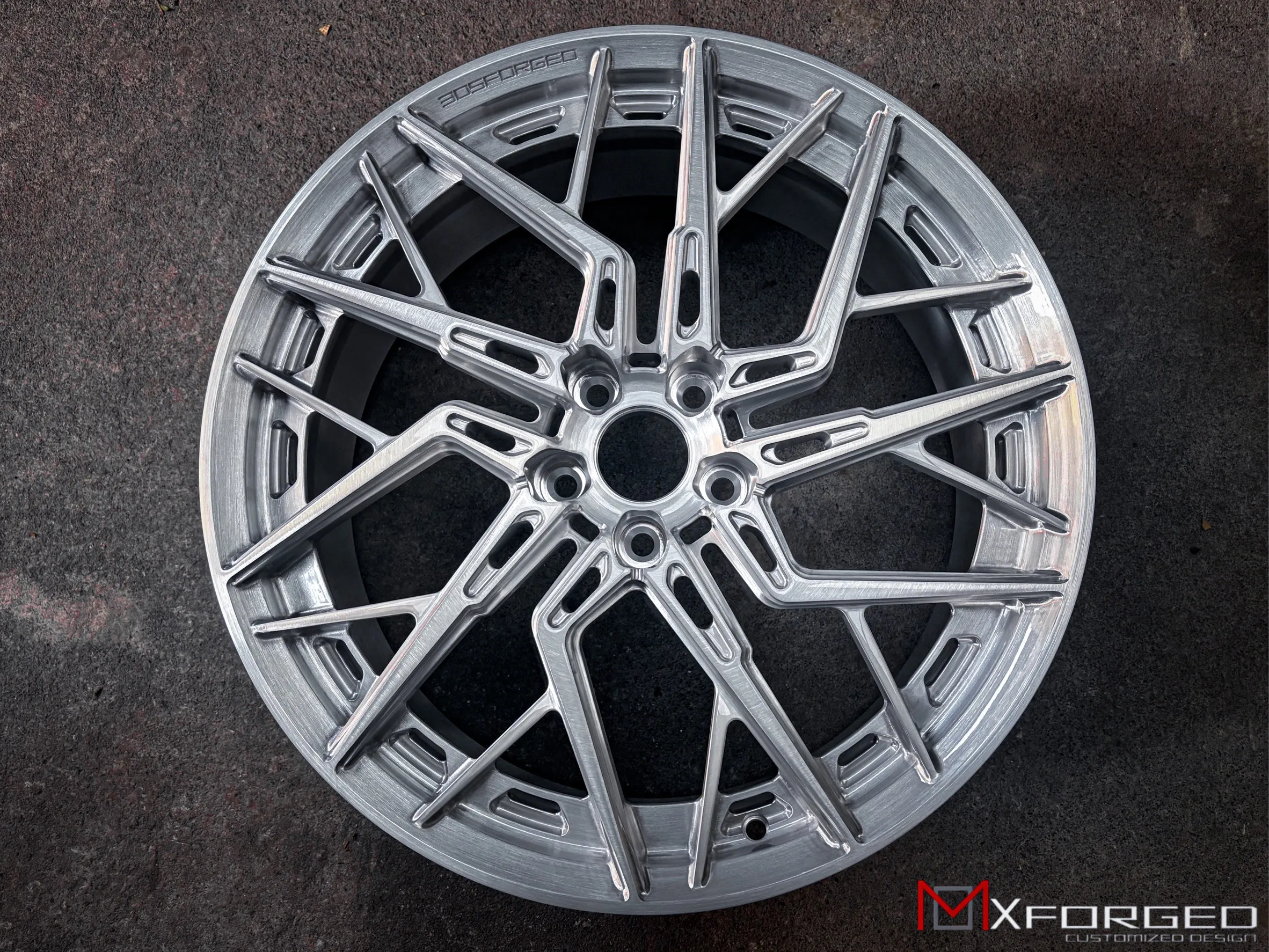 客製化鍛造鋁圈