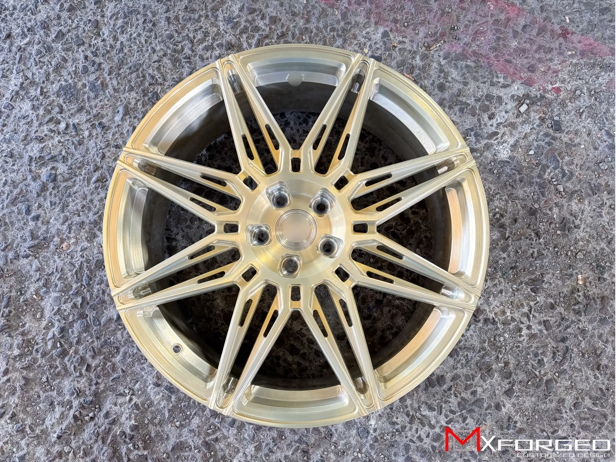 客製化鍛造鋁圈