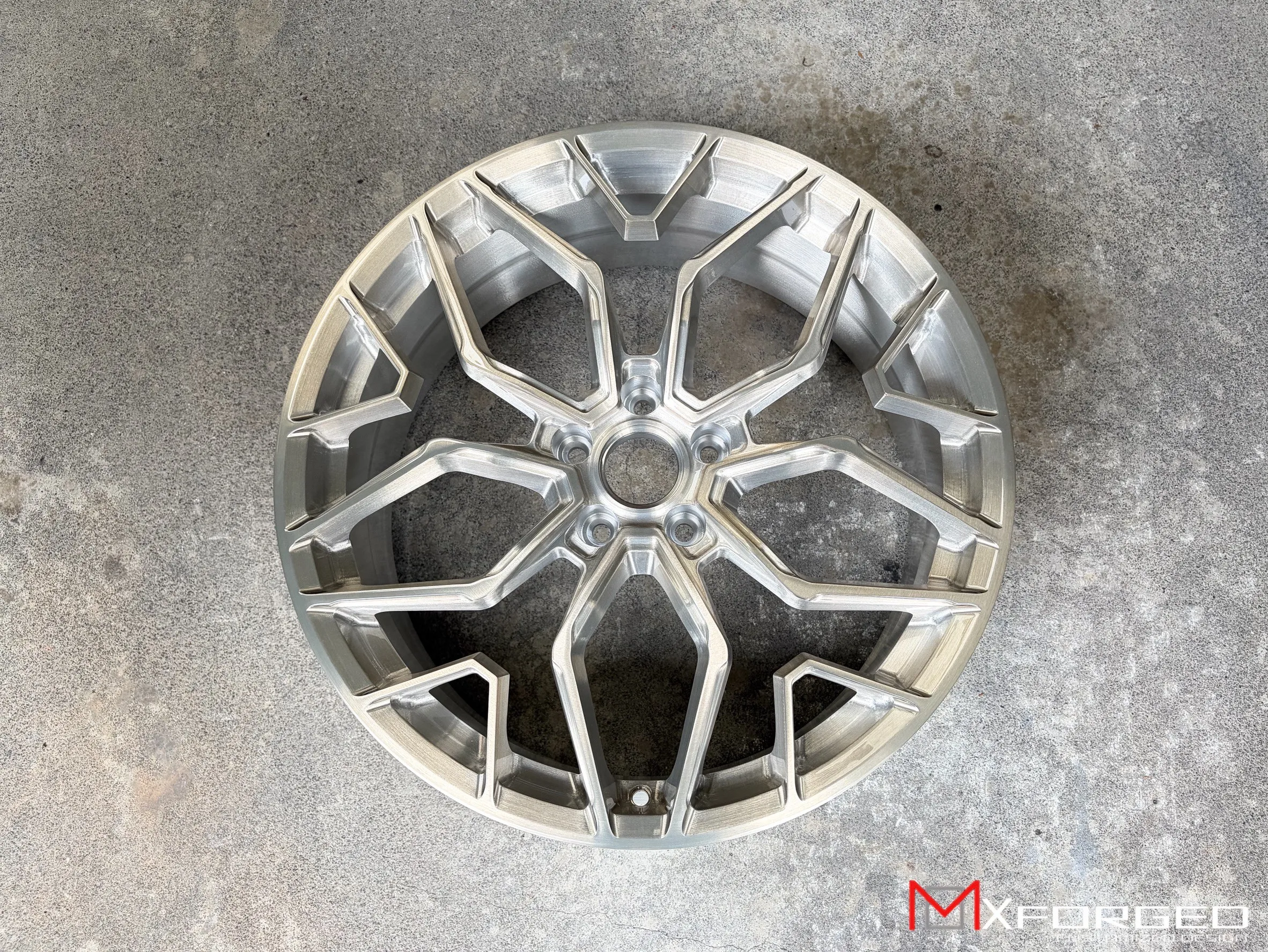 客製化鍛造鋁圈