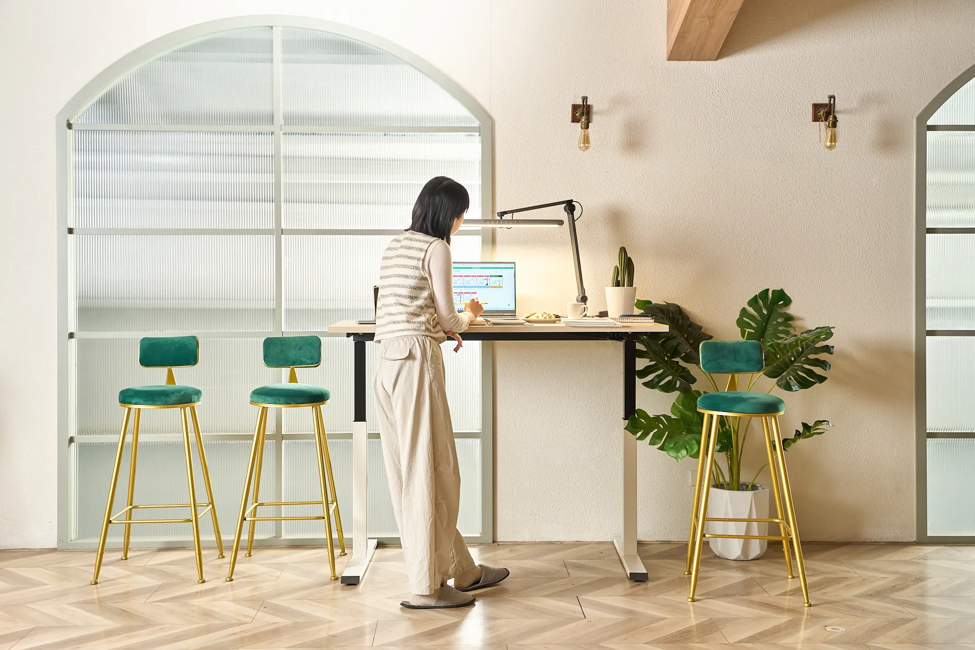 KA-4805氣壓升降桌