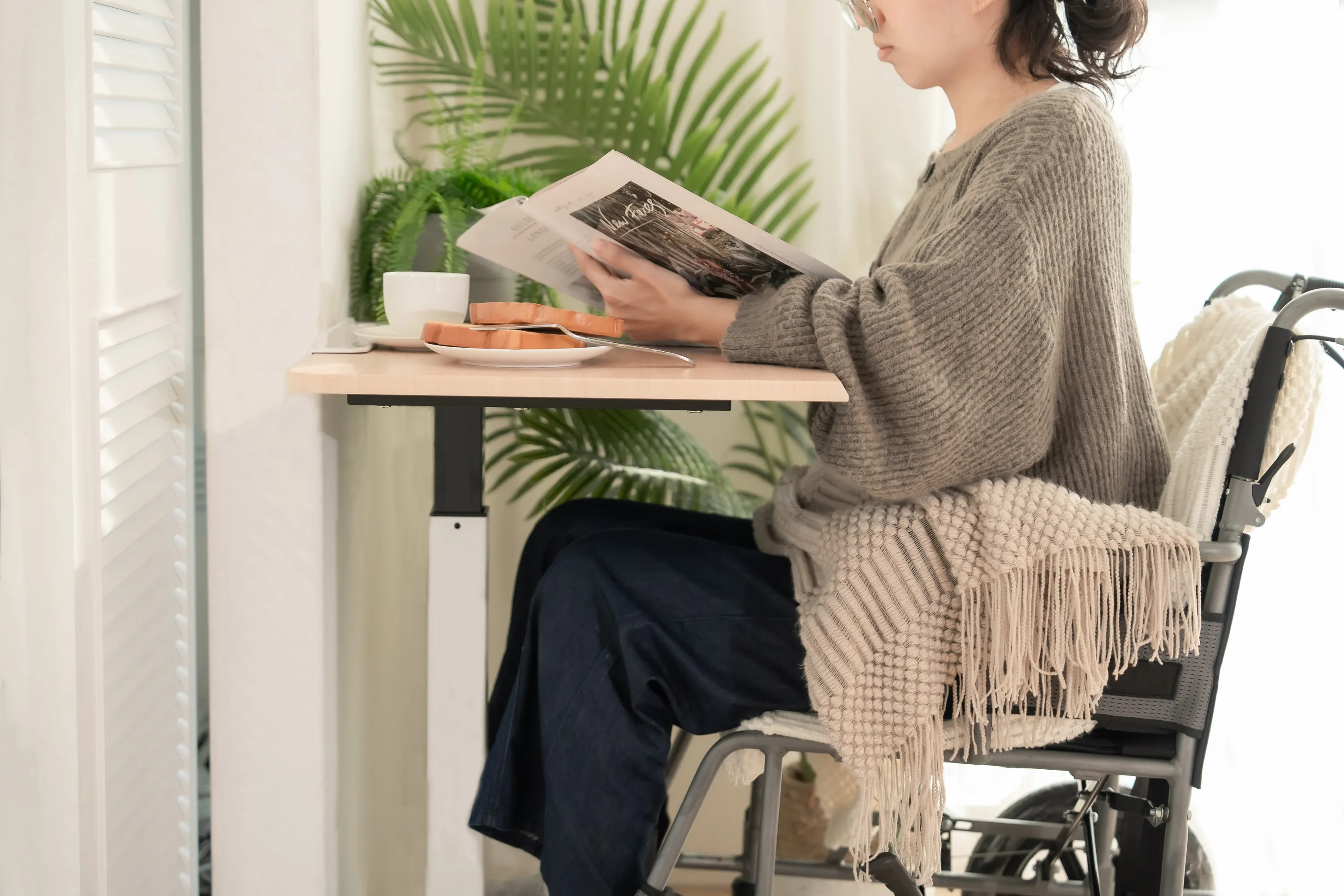 KA-4814家居多用途氣壓升降桌(高)