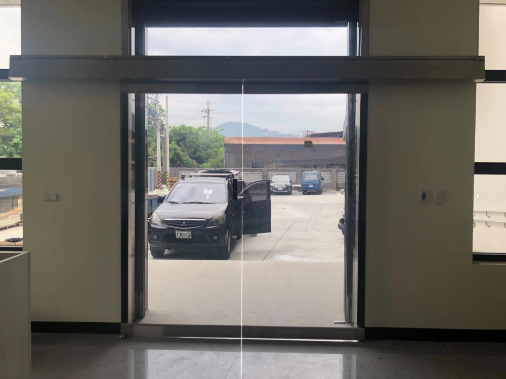 不銹鋼烤漆玻璃門/玻璃自動門