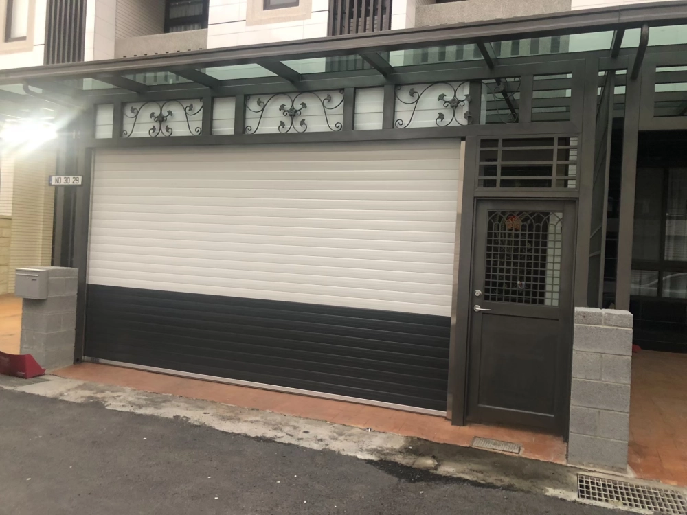 採光罩與雨遮