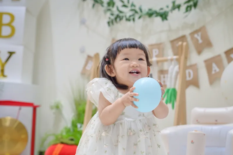 【滿周歲前必看，為什麼抓周需要一位「專職抓周主持人」？為了那些真正看見我們用心、也相信情感價值的你們。 (情緒價值與記憶)】 屏東抓周推薦 高屏抓周推薦