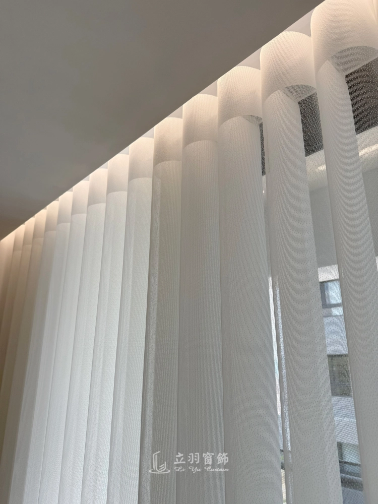 直立柔紗簾｜穿透簾