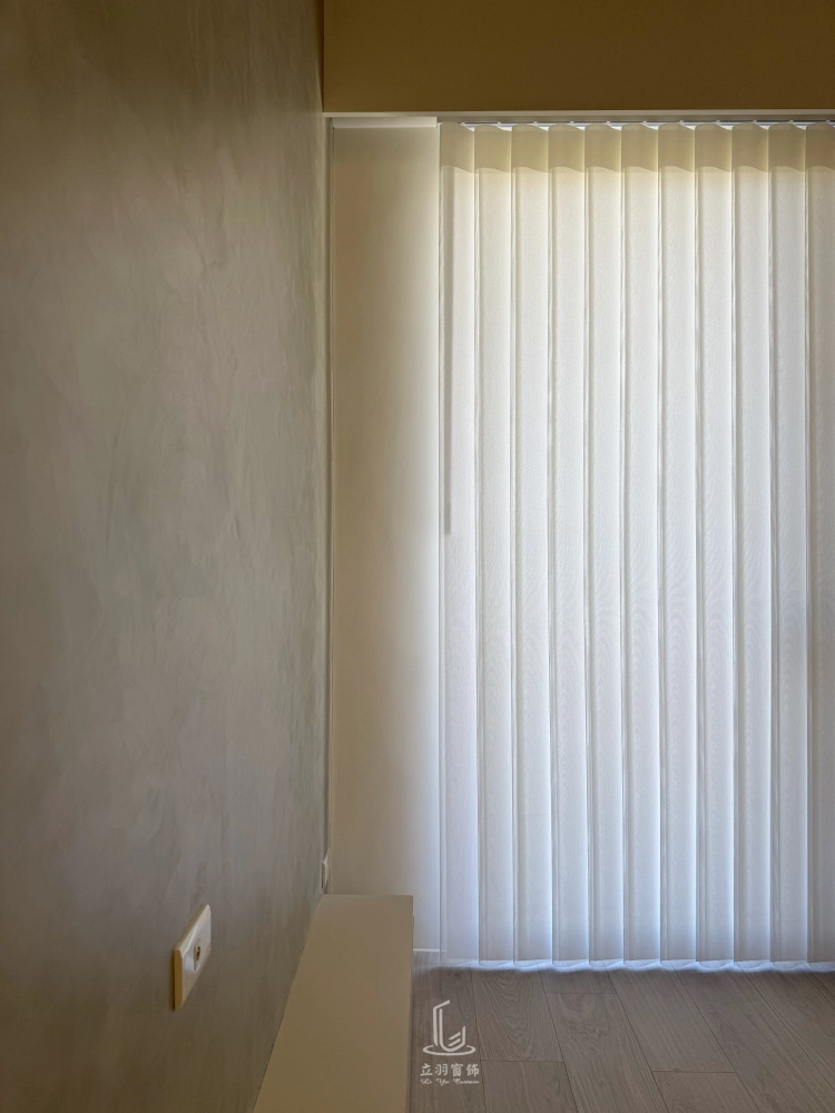 直立柔紗簾｜穿透簾