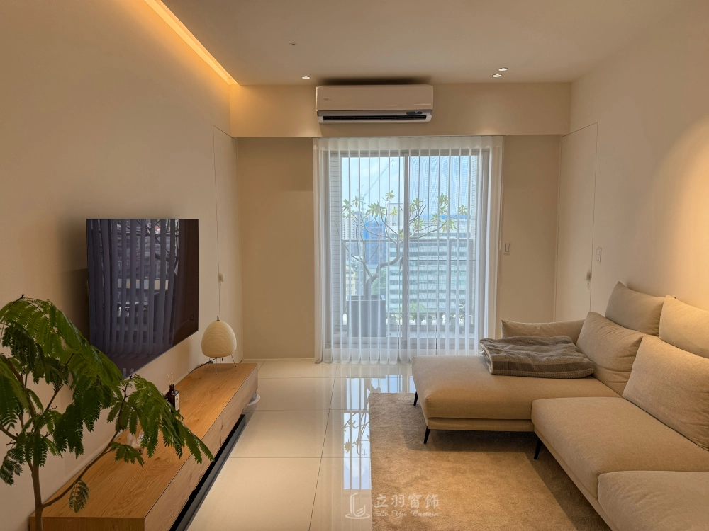 直立柔紗簾｜穿透簾