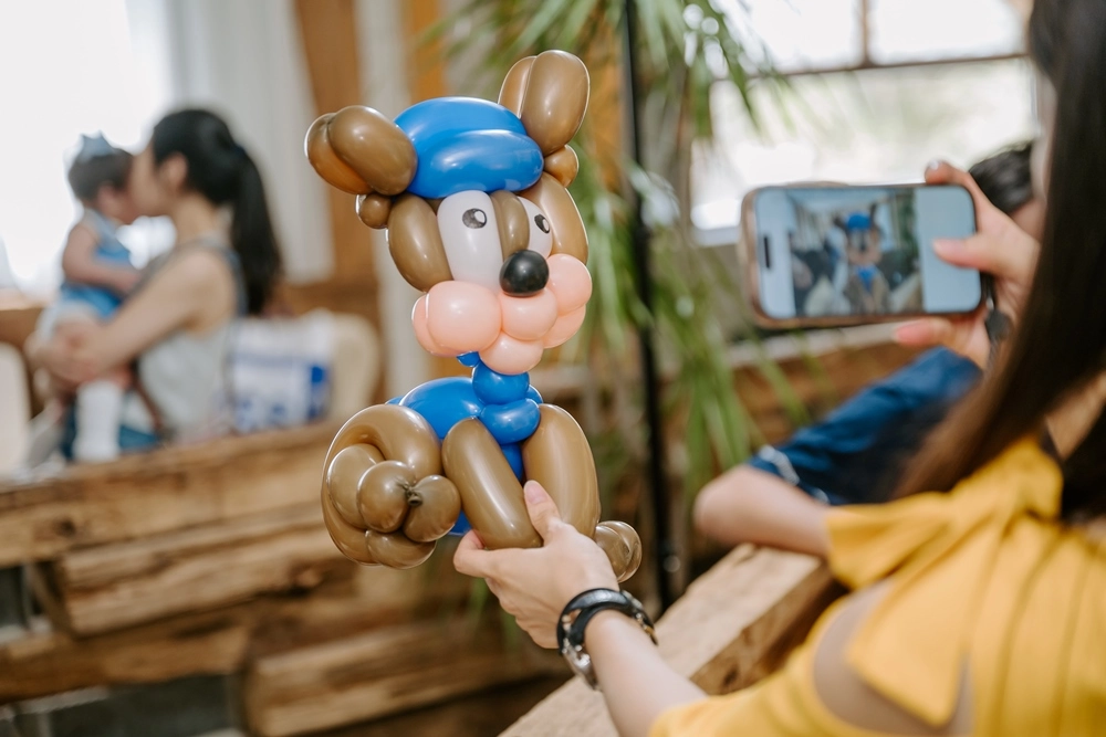 氣球哥哥 - 姊姊