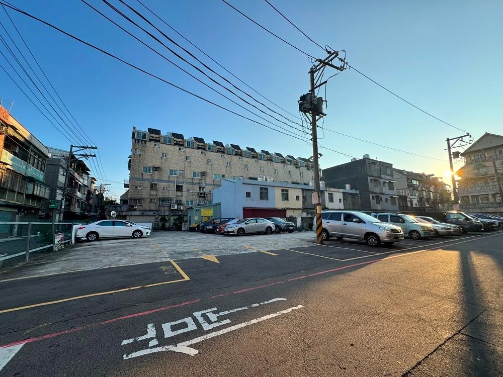 派對空間外部場景