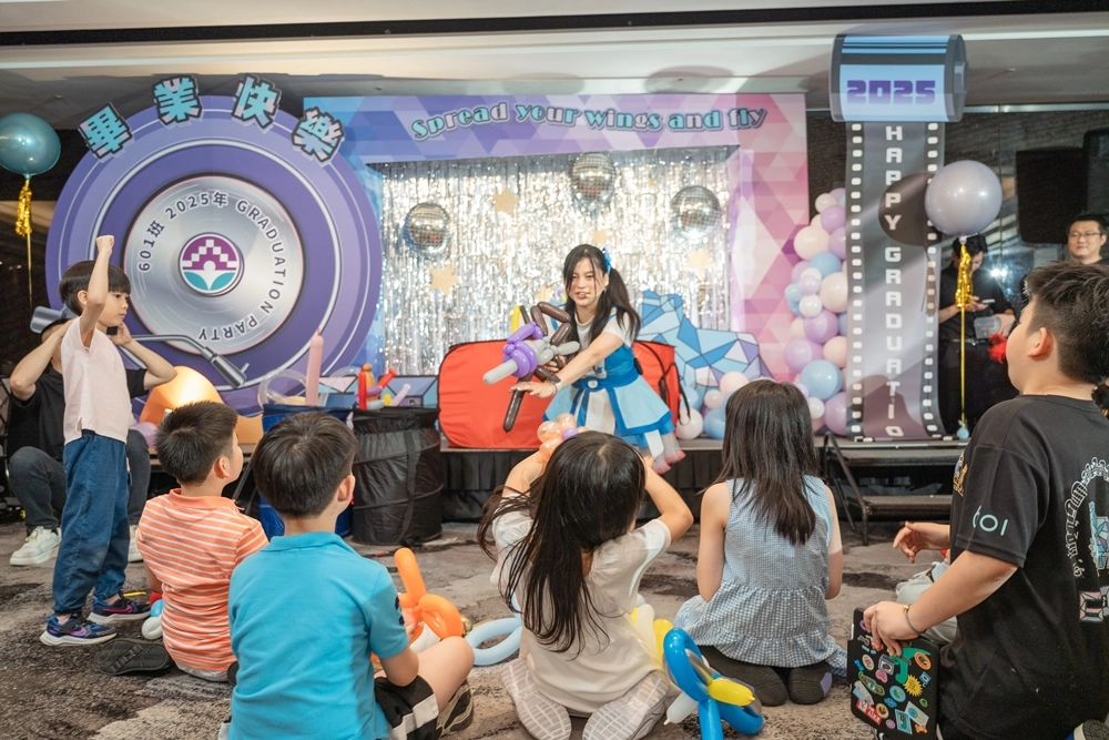 氣球哥哥 - 姊姊