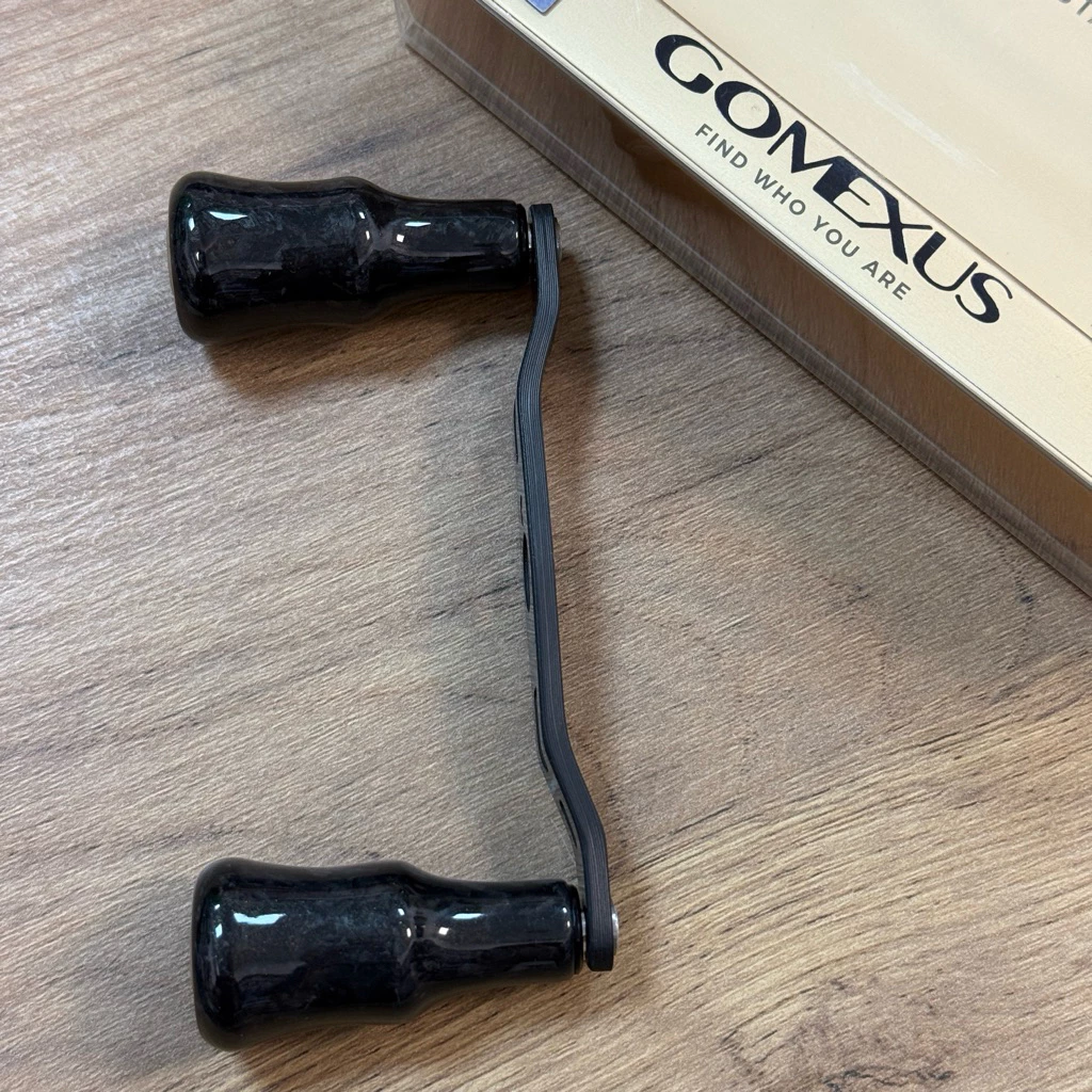 【LUREER】 GOMEXUS 小泰坦 95mm <碳纖握丸搖臂組> 捲線器改裝 小烏龜 大龜 雷強