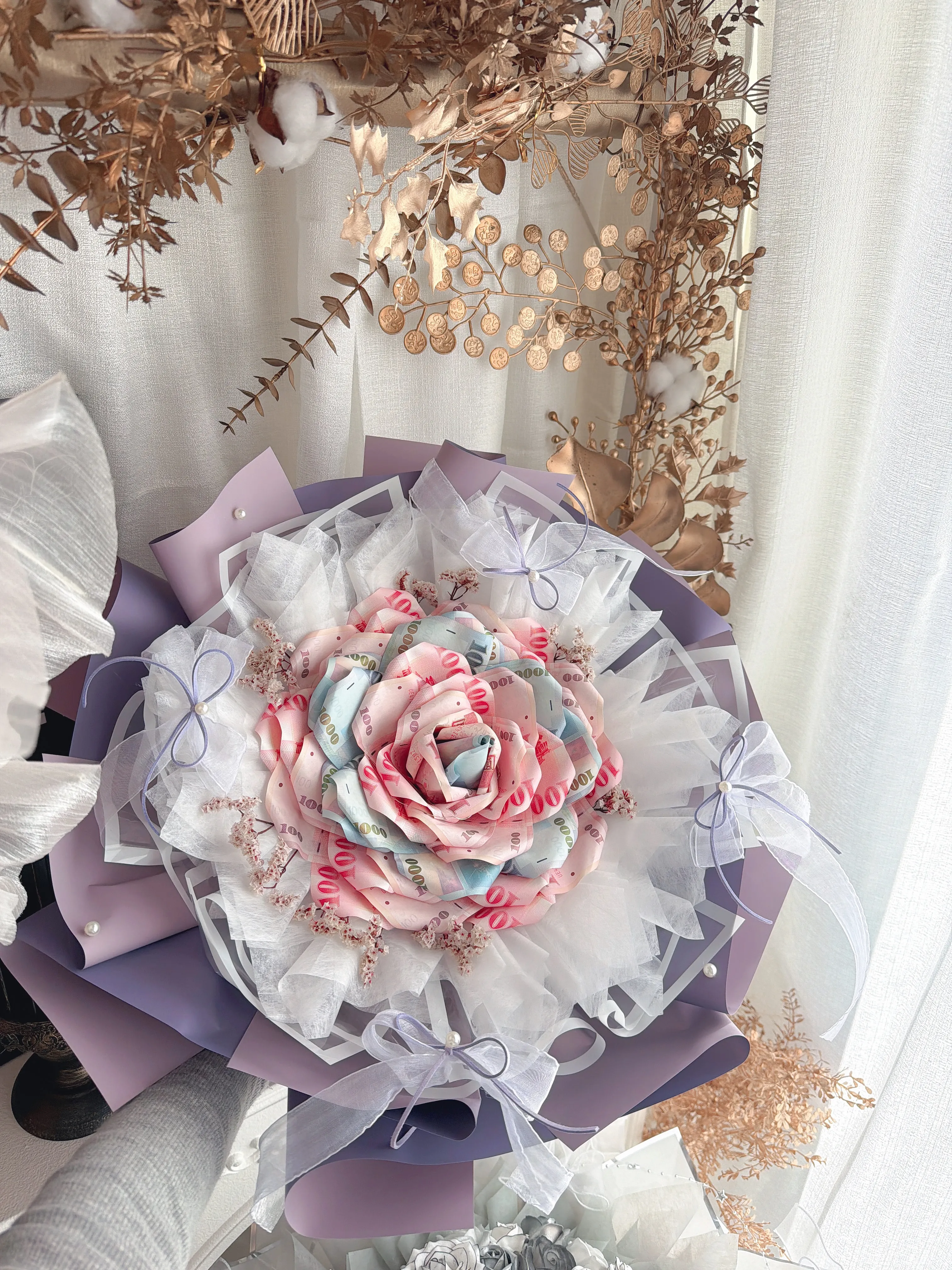 山茶花有錢花-26張鈔票