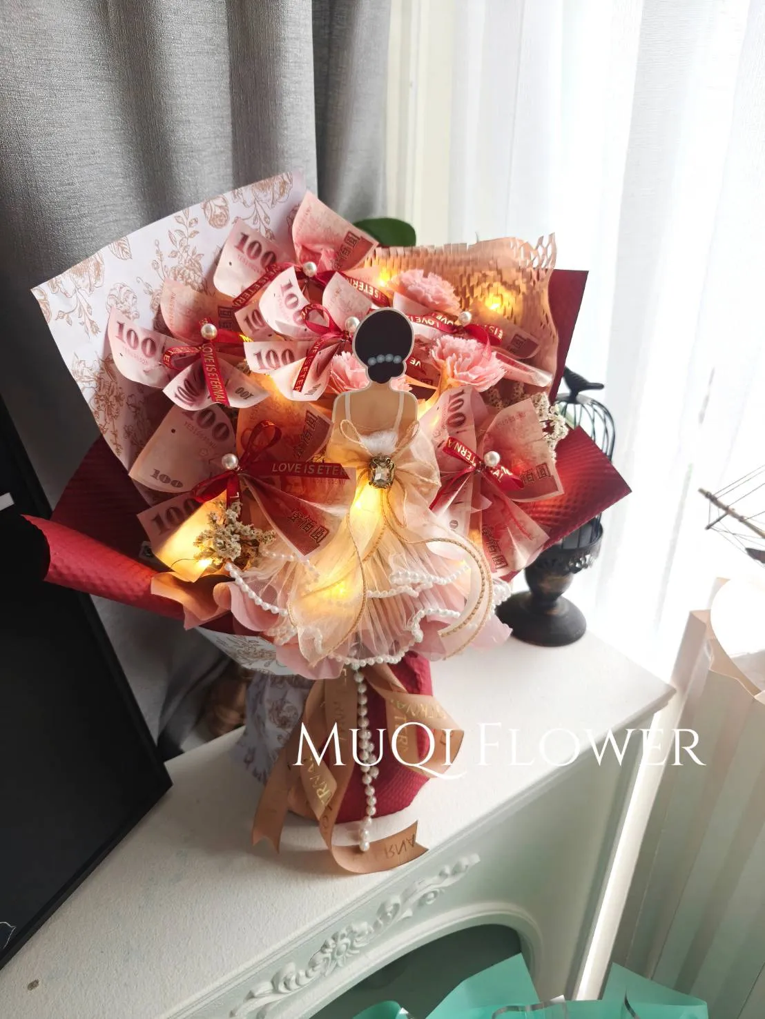 蝴蝶結有錢花-12張鈔票