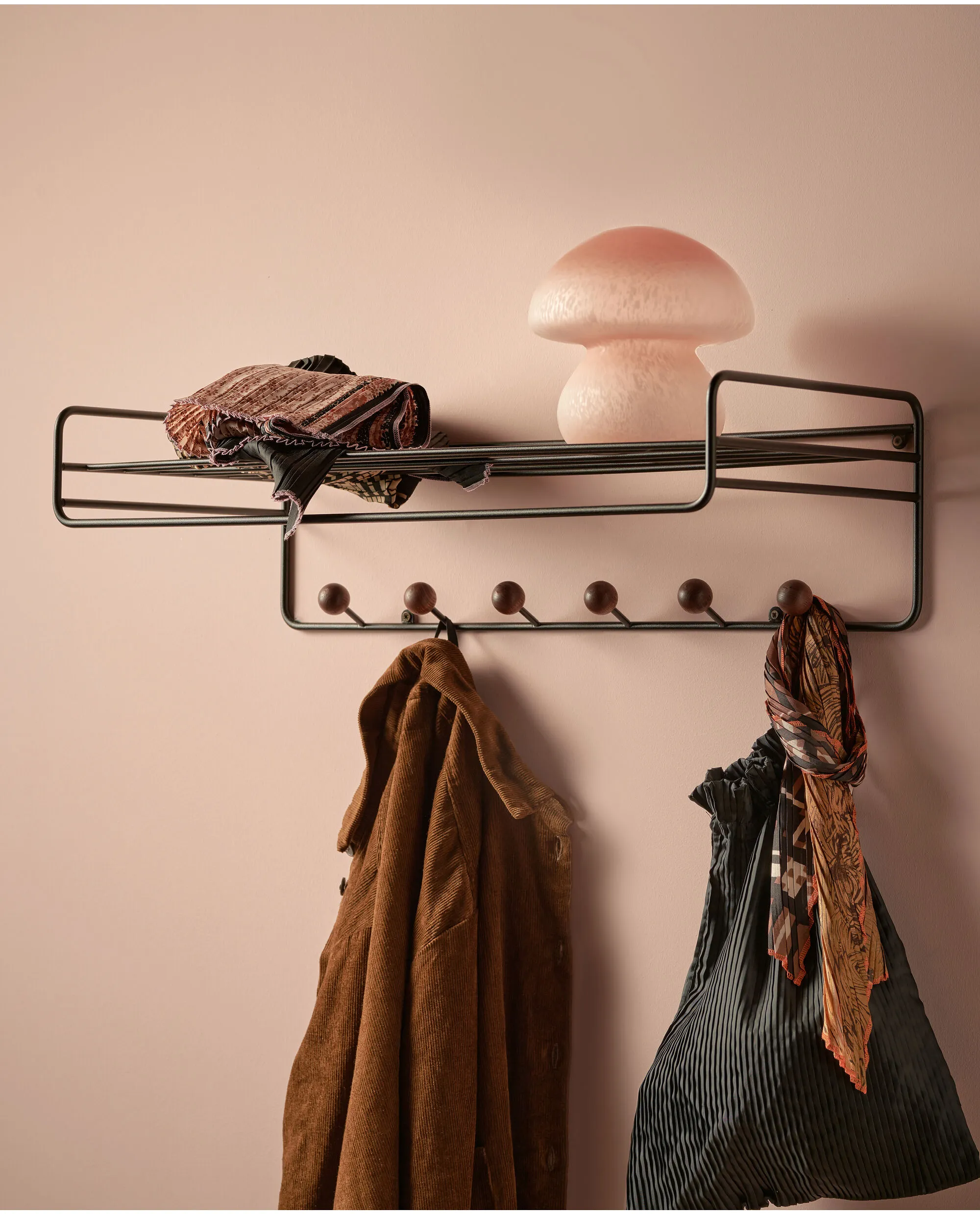 / Bill Hat Rack