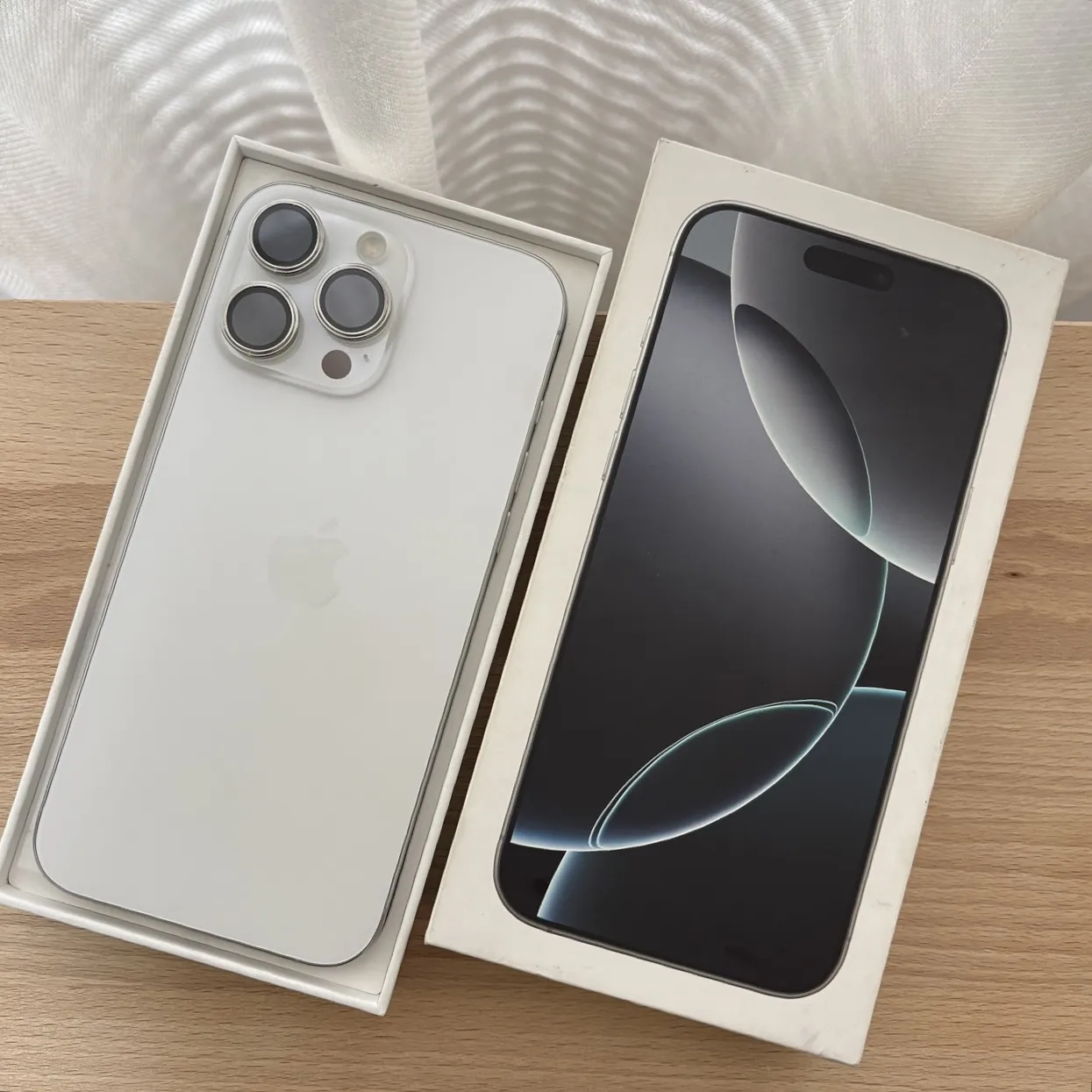 台中 保固2026/5 Apple iPhone 16 Pro Max 256G 6.9吋 白色 電池99%!無維修過!