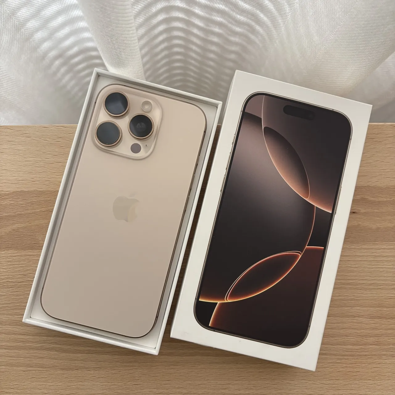 台中 保固2026/3 Apple iPhone 16 Pro 256G 6.3吋 金色 外觀漂亮!電池92%!