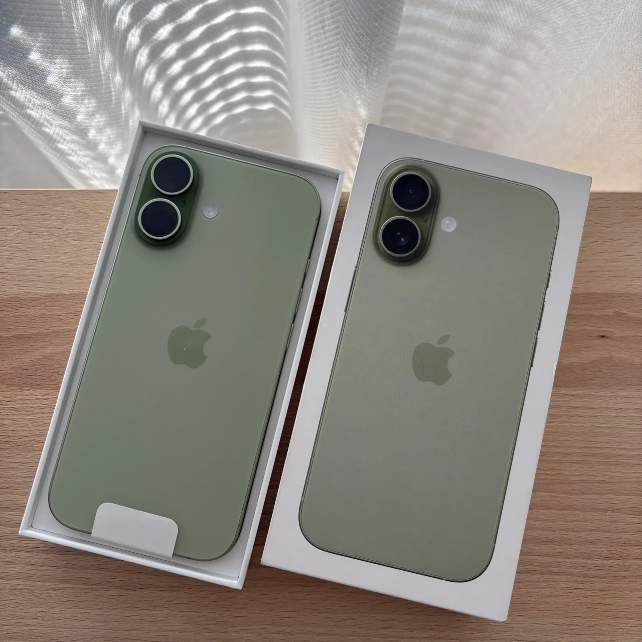 台中 全新機 Apple iPhone 17 256G 6.3吋 綠色 僅拆封檢查 保固到2026/12/31