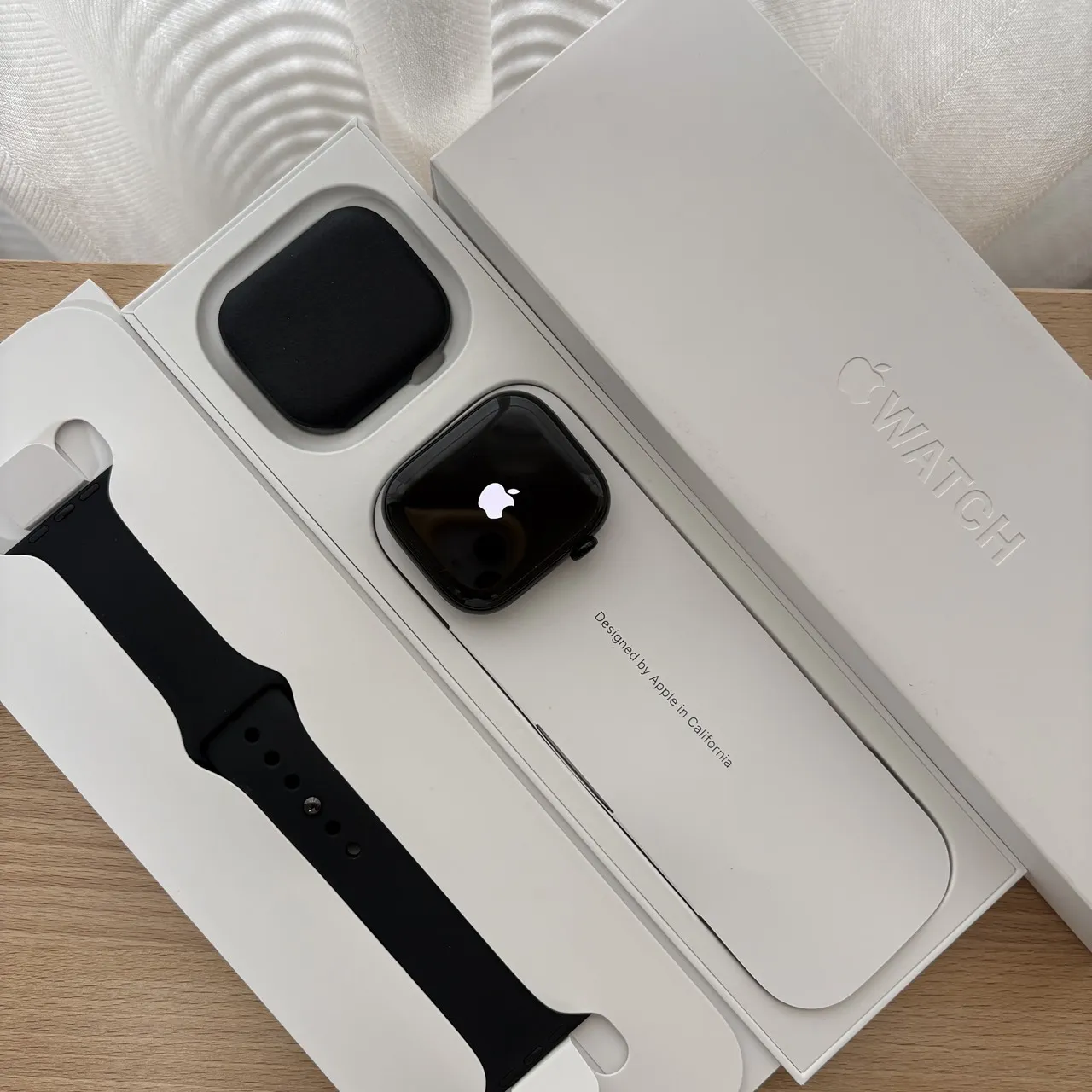 台中 保固2027/1 Apple Watch 11 46mm GPS S11 鋁金屬 曜石黑 M/L運動錶帶