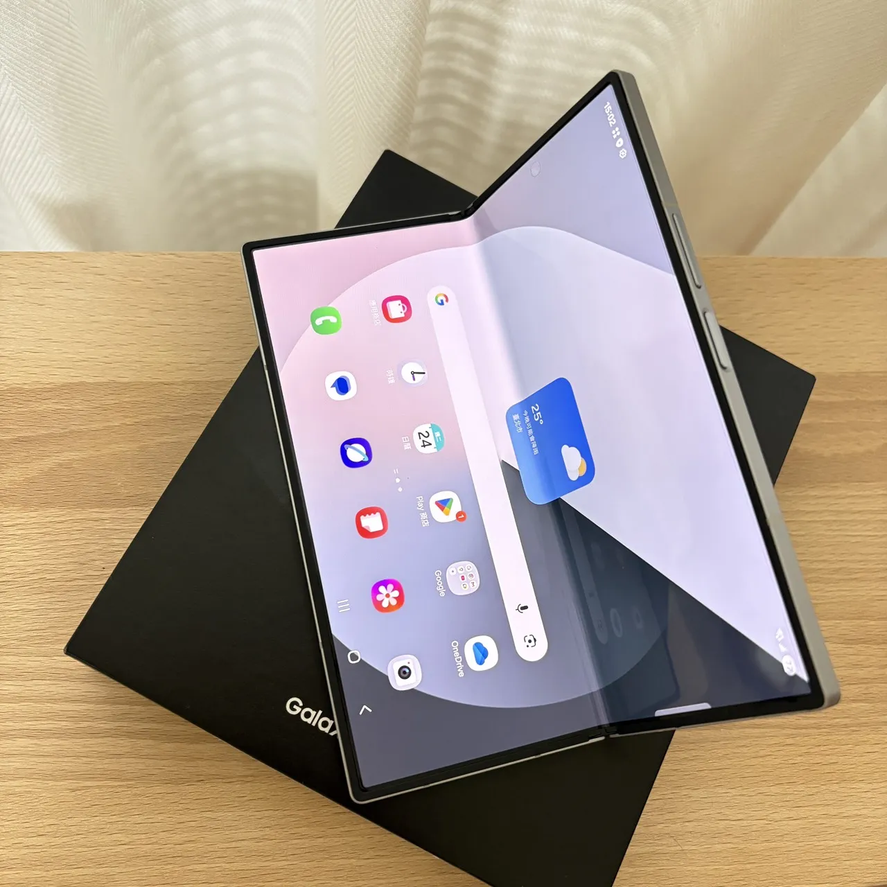 台中 保固2026/7 三星 Samsung Galaxy Z Fold6 12G 256G 銀色 外觀漂亮!功能正常!