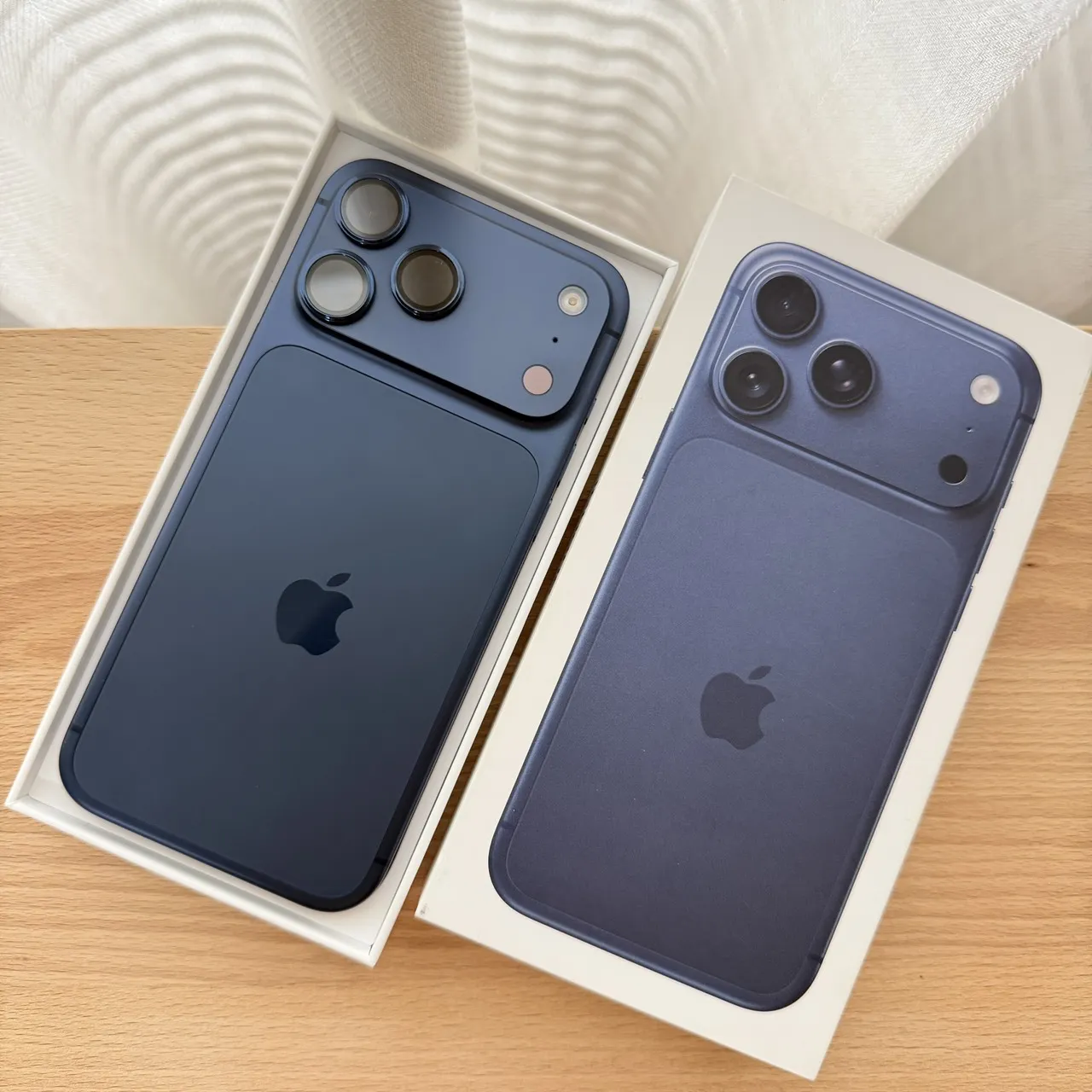 台中 保固2026/11 iPhone 17 Pro Max 256G 6.9吋 藍色 外觀極新! 電池健康度100!