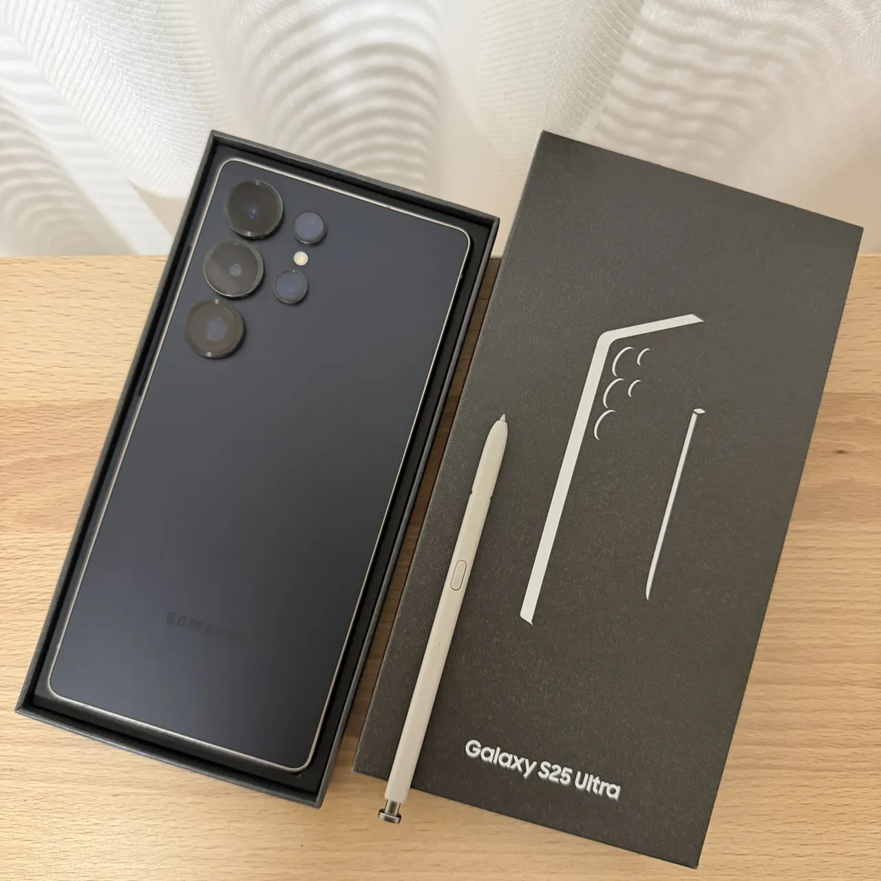 台中 保固2027/2 三星 Samsung S25 Ultra 12G 256G 6.9吋 鈦黑色 很新!保固很長!演唱會神機!