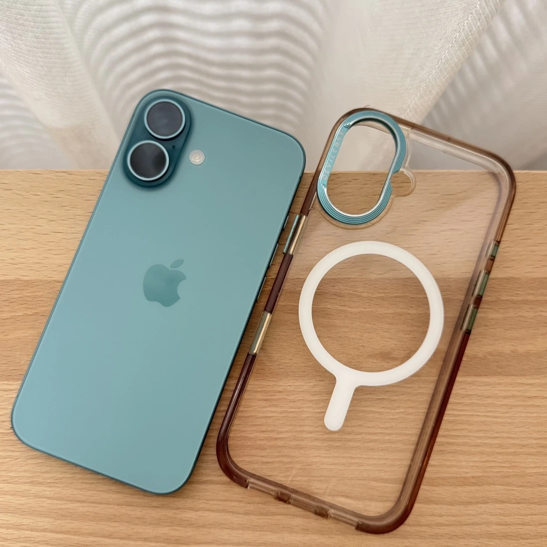 台中 Apple iPhone 16 256G 6.1吋 綠色 電池91 一手女用機 外觀漂亮!無維修!