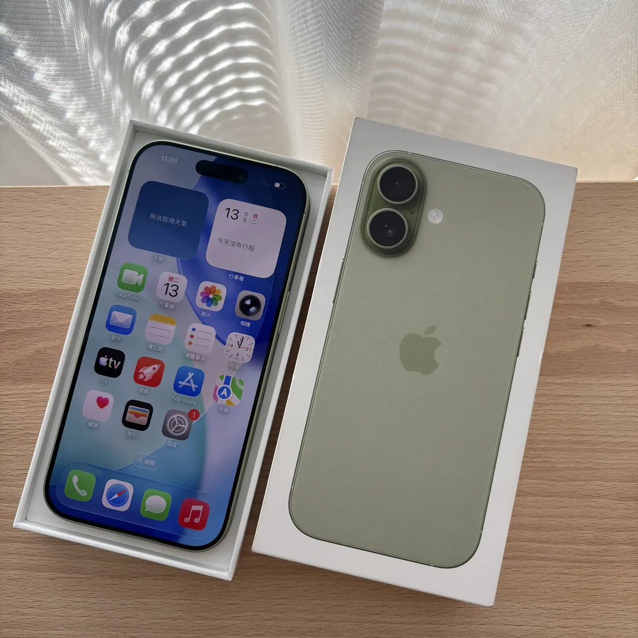 台中 全新機 Apple iPhone 17 256G 6.3吋 綠色 僅拆封檢查 保固到2026/12/31