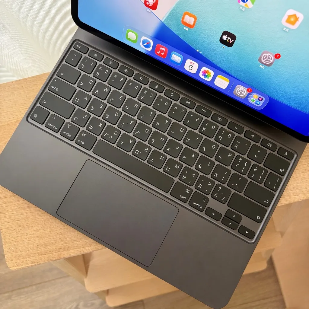 台中 保固2026/5 Apple Magic Keyboards 巧控鍵盤 For iPad Pro M4 13吋 黑色 A2974 台灣公司貨 附購買證明