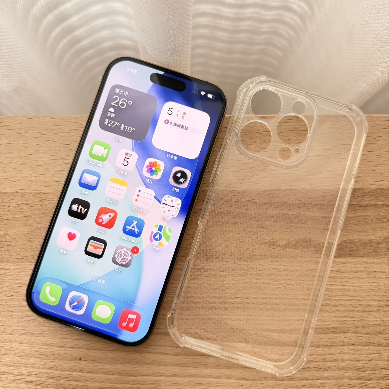 台中 Apple iPhone 16 Pro 128G 6.3吋 金色 電池88% 相機有黑點