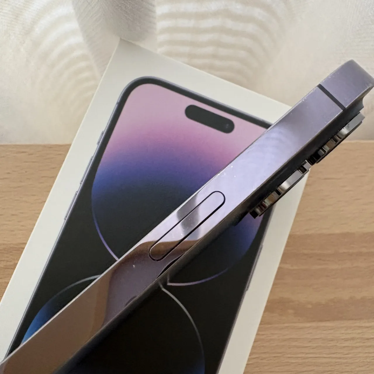 台中 Apple iPhone 14 Pro 256G 6.1吋 紫色 無拆修！外觀不錯！台灣公司貨！