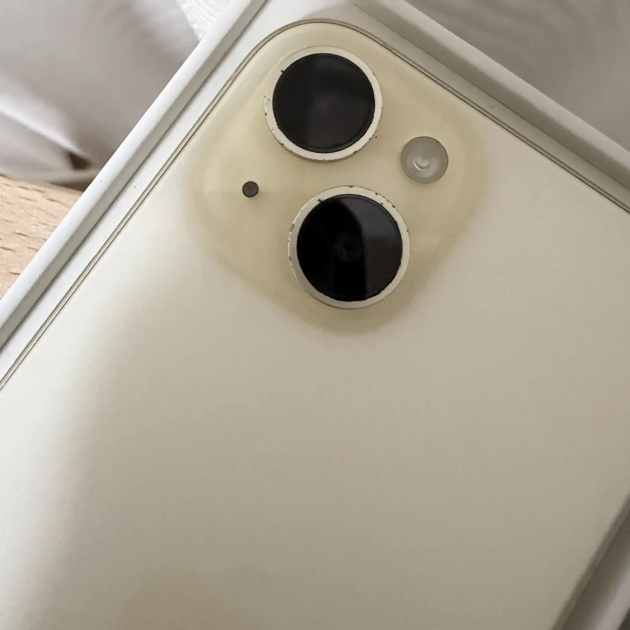 台中 Apple iPhone 15 128G 6.1吋 黃色 外觀不錯!功能正常!無維修過!