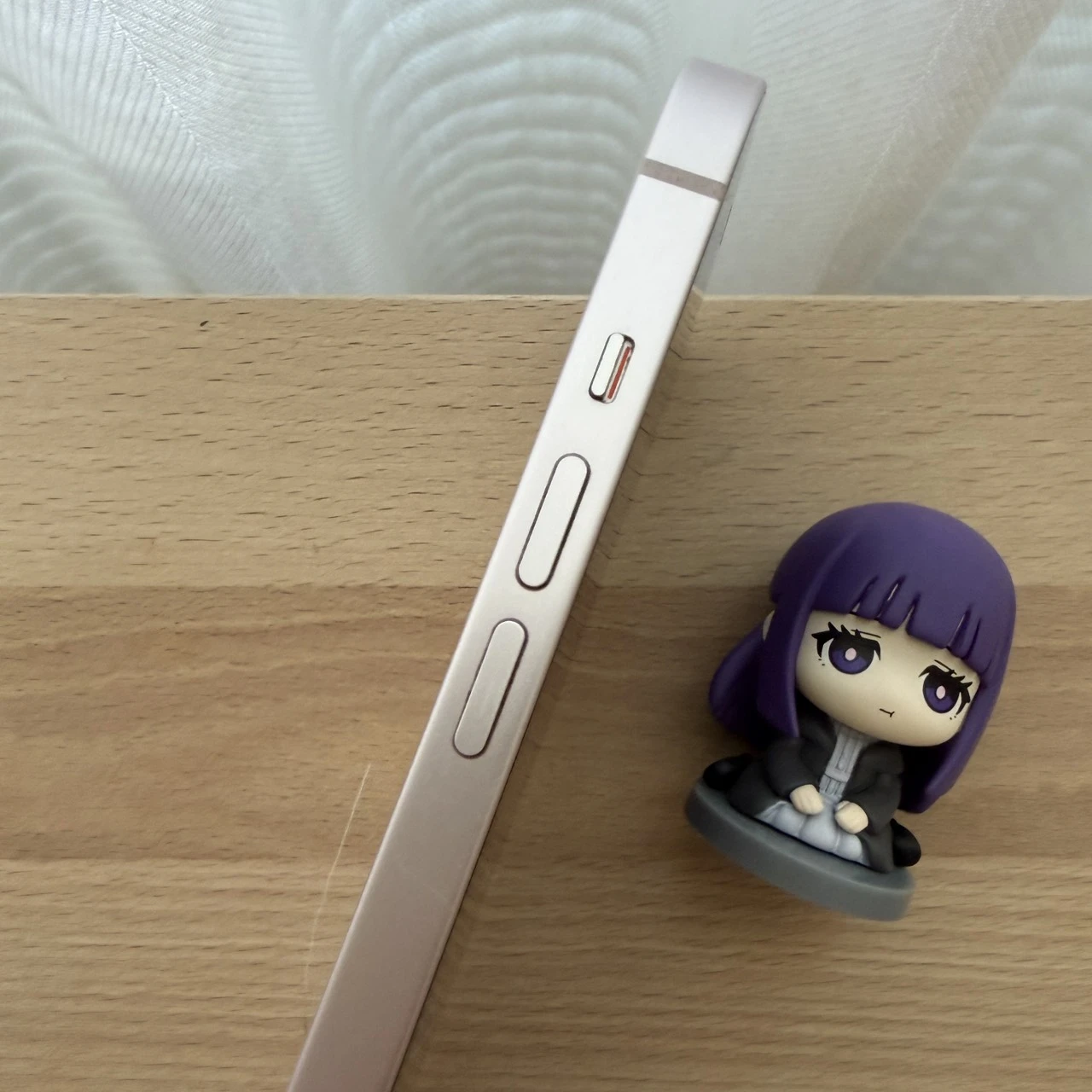 台中 Apple iPhone 13 256G 6.1吋 粉色 外觀有傷!功能正常!