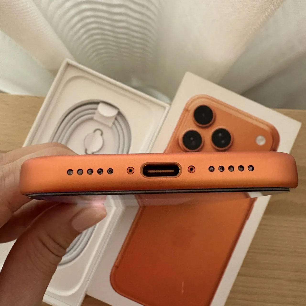 台中 保固2026/10 Apple iPhone 17 Pro 256G 6.3吋 橘色 循環29 外觀跟新的一樣！