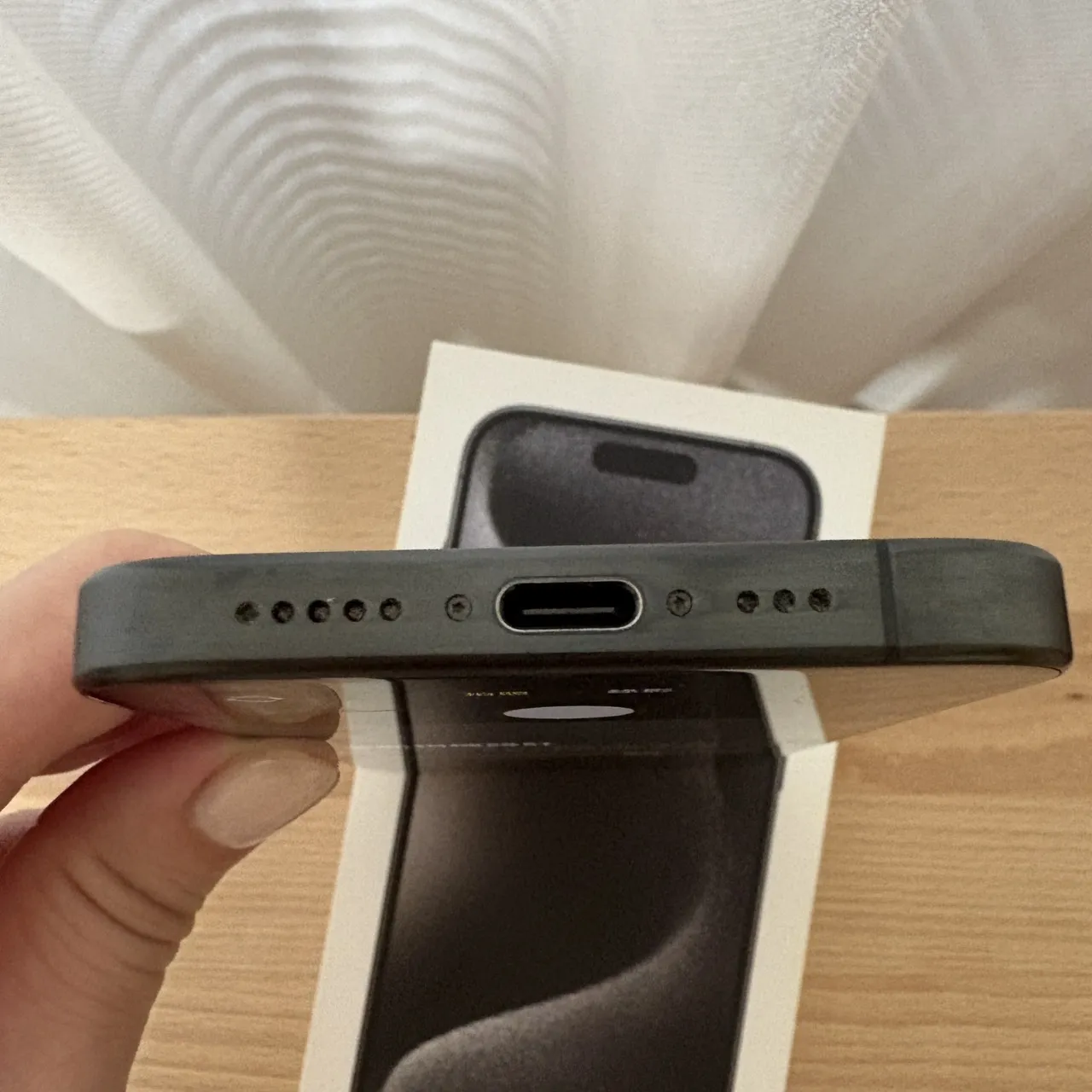 台中 Apple iPhone 15 Pro 128G 6.1吋 鈦黑色 外觀漂亮 電池90 無維修！