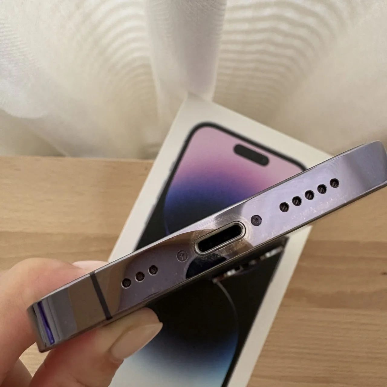 台中 Apple iPhone 14 Pro 256G 6.1吋 紫色 無拆修！外觀不錯！台灣公司貨！