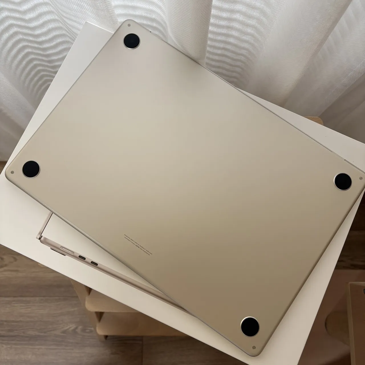 台中 保固2027/2 Apple Macbook Air M4 15吋 16G 256G 星光色 電池100 循環次數9!超新!附購買證明!