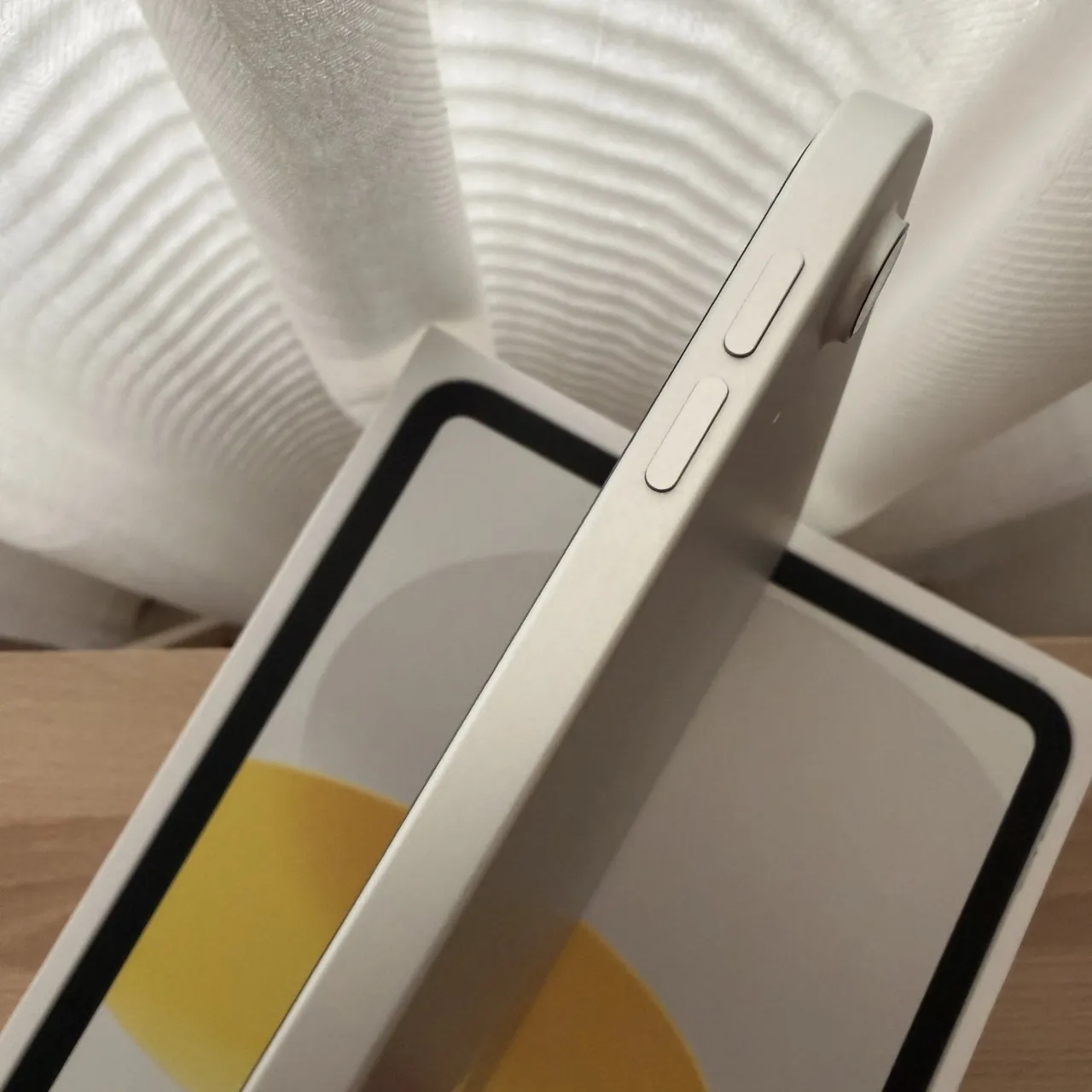 台中 Apple iPad 10 wifi 64g ipad10 10.9吋 星光色 台灣公司貨 電池100!