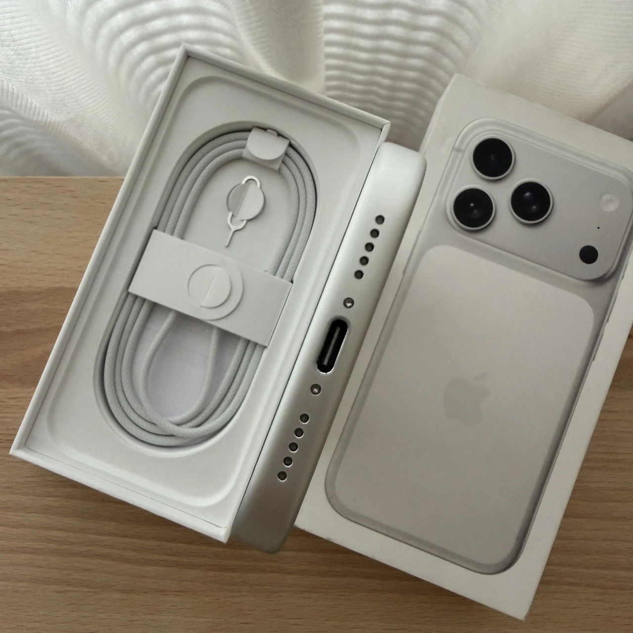 台中 保固2027/4 Apple iPhone 17 Pro 256G 6.3吋 銀色 超新!電池健康度100%!
