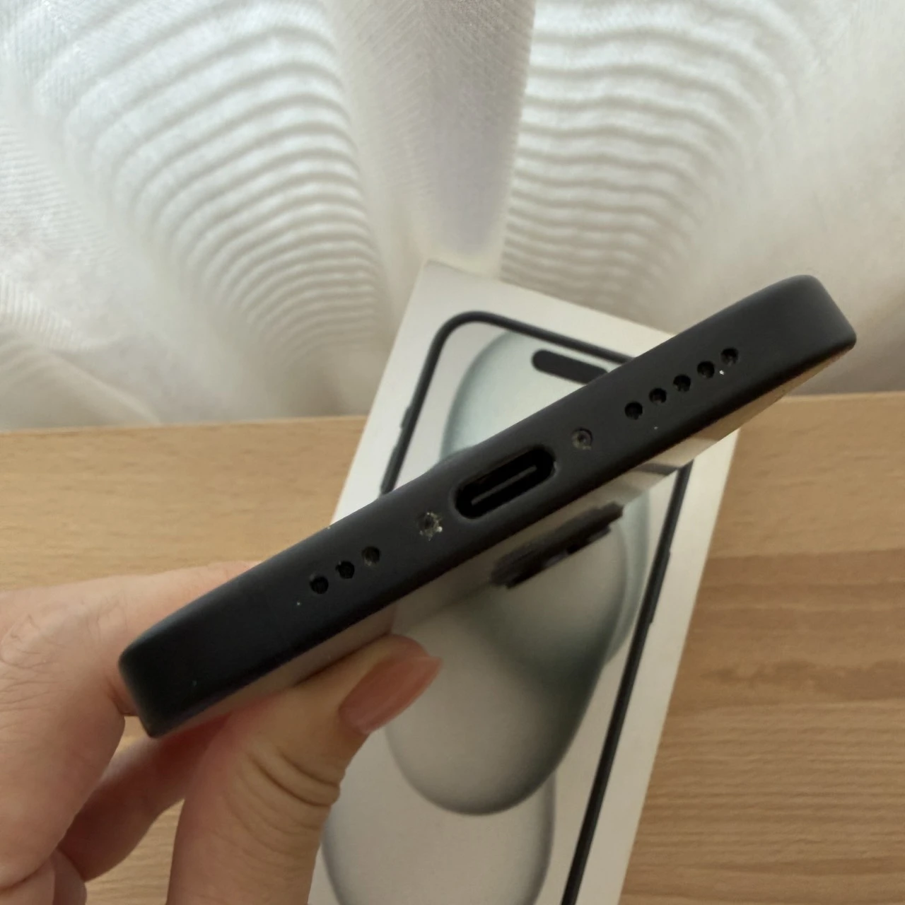 台中 Apple iPhone 15 128G 6.1吋 黑色 電池87%!外觀不錯!無維修過!