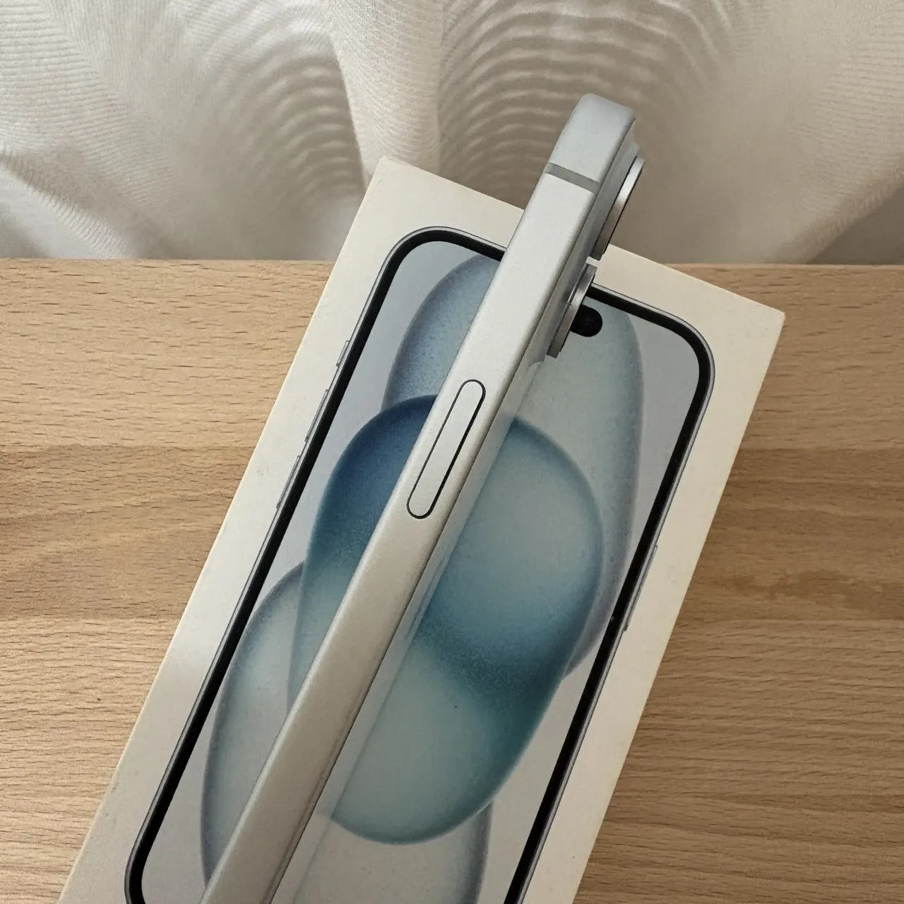 台中 Apple iPhone 15 128G 藍色 震動固障 其他正常