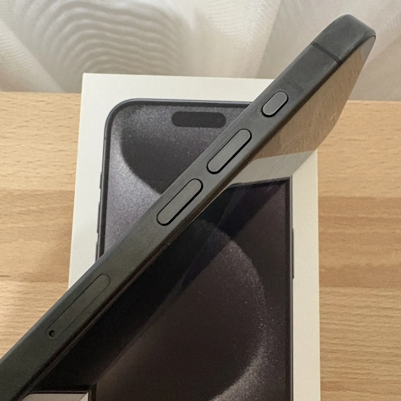 台中 Apple iPhone 15 Pro 128G 6.1吋 鈦黑色 外觀漂亮 電池90 無維修！